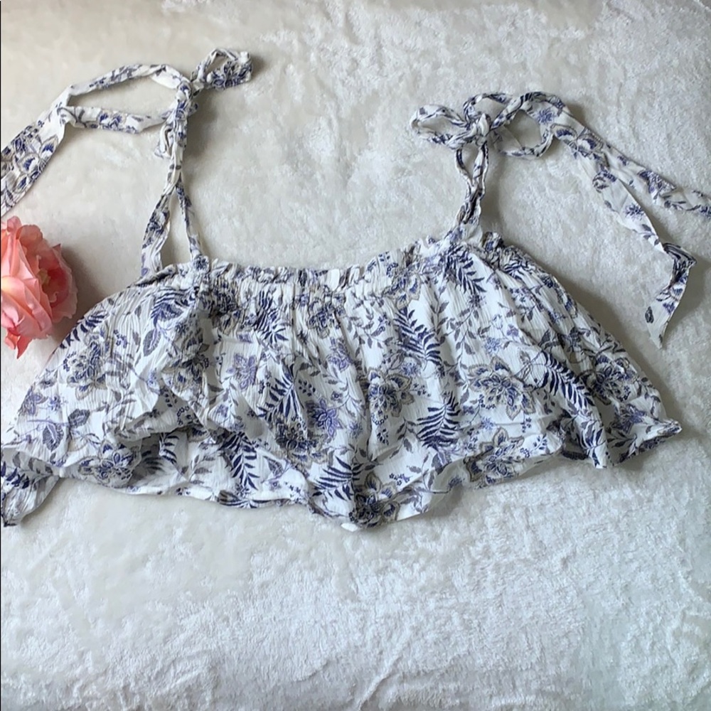 Blue floral crop top
